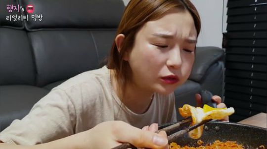 【hamzy】火鸡面+爽口泡菜+鸡蛋