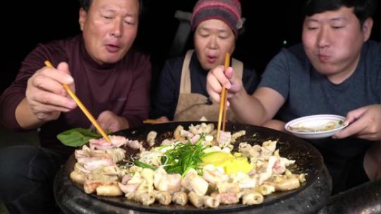 兴森 牛肥肠来一锅 四米大