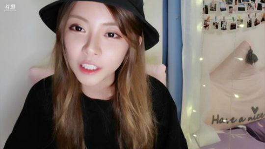 圆园团团发布了一个斗鱼视频2019-09-25