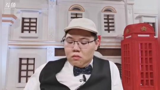 黑板君爱喝酸奶发布了一个斗鱼视频2019-09-27