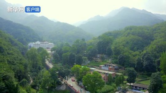 逐梦小康扶贫路