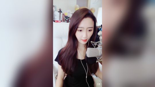 登月团丶离去发布了一个斗鱼视频2019-09-27