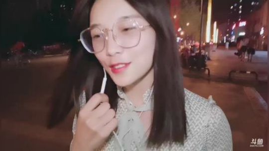肖淑洁生命中的光和盐发布了一个斗鱼视频2019-09-30