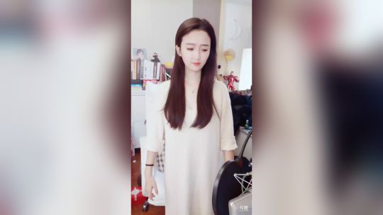 登月团丶离去发布了一个斗鱼视频2019-10-02