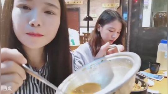 菜菜的瓜皮帽发布了一个斗鱼视频2019-10-02