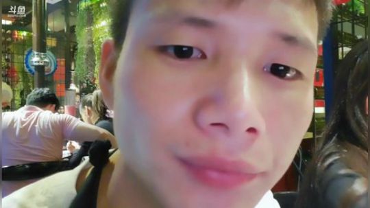 下午2点30开播。 2019-10-04 20点场