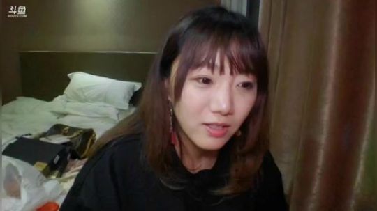 ❤ 等吃饭，耶❤ 2019-10-04 00点场