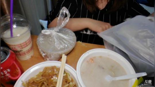 吃吃吃