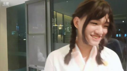 一群女装大佬逛广州 2019-10-01 18点场