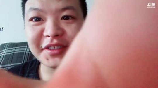 今天晚上9点直播，我们不见不散。 2019-10-06 17点场