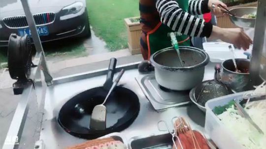 今天晚上9点直播，我们不见不散。 2019-10-06 17点场