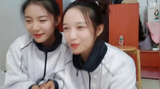 HHHISHHH发布了一个斗鱼视频2019-10-06