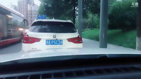 今天晚上9点直播，我们不见不散。 2019-10-06 17点场