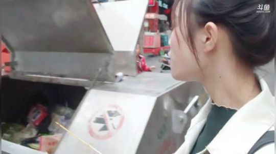 肖淑洁生命中的光和盐发布了一个斗鱼视频2019-10-06