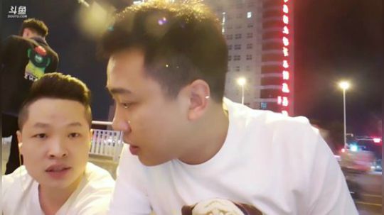 冬天的郑州 2019-10-02 22点场