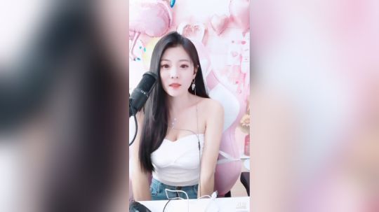 我在斗鱼看可爱christina直播颜值