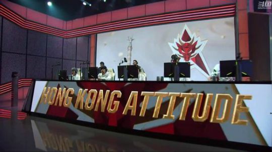 HHHISHHH发布了一个斗鱼视频2019-10-08