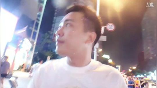 冬天的郑州 2019-10-01 22点场