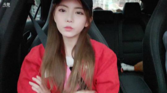 藤一的小幸运发布了一个斗鱼视频2019-10-09