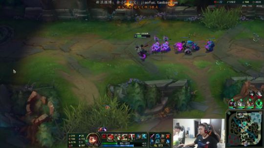 C皇：看我怎么秀他（自己）