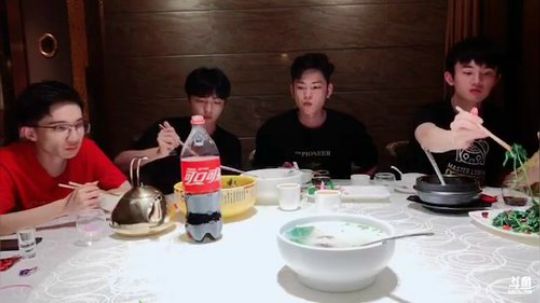 我在斗鱼看DL丶拖米直播王者荣耀