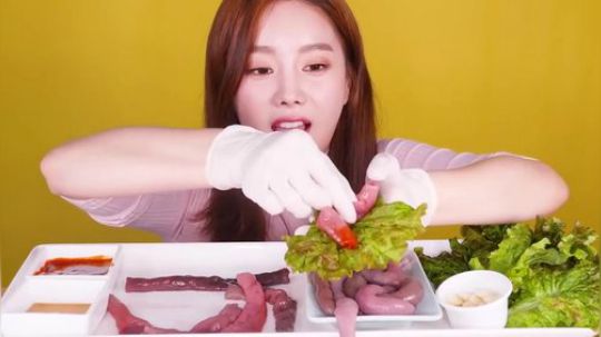 Ssoyoung   匙蠕虫