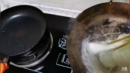 长青派火猫 唱着歌儿上着分 2019-10-15 05点场