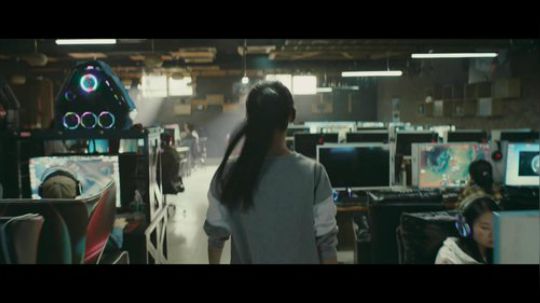 英雄联盟手游宣传片《我们，继续新故事》