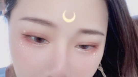 艺瑟妃发布了一个斗鱼视频2019-10-16