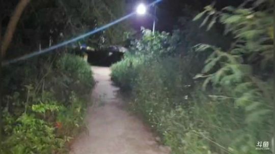 睿智兄弟_闯涠洲岛 2019-10-17 19点场