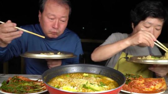 兴森爸妈 四米大 方便面日常 了解一下