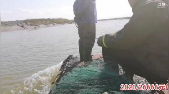 哆啦爱梦梦发布了一个斗鱼视频2019-10-17