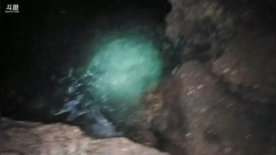 睿智兄弟_闯涠洲岛 2019-10-17 19点场