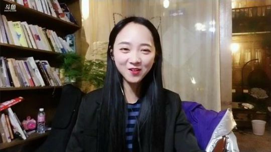 户外遛狗王飞哥发布了一个斗鱼视频2019-10-18