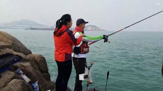 哆啦爱梦梦发布了一个斗鱼视频2019-10-19