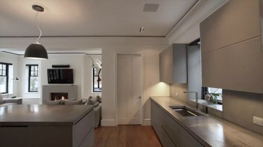 在加拿大韦斯特蒙的一座舒适家庭住宅_