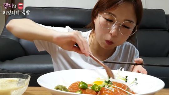 Hamzy（智馨）三文鱼酱做鲑鱼盖饭！和青阳辣椒