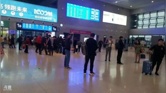 肖淑洁生命中的光和盐发布了一个斗鱼视频2019-10-21