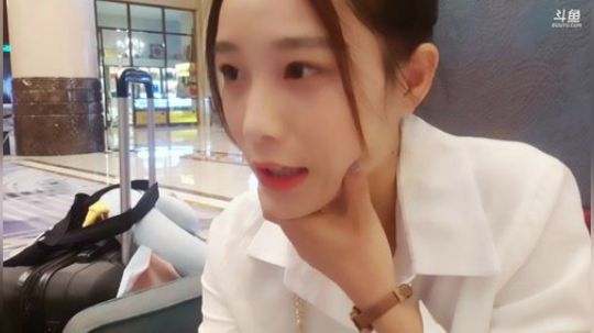 HHHISHHH发布了一个斗鱼视频2019-10-21