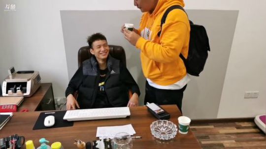 今天去录歌曲 2019-10-22 16点场