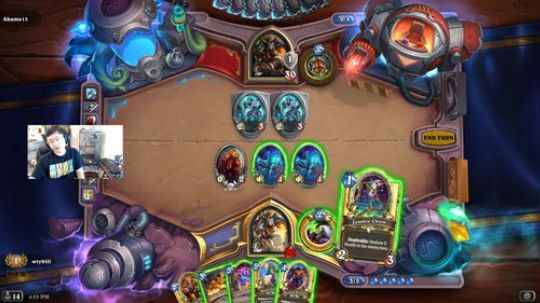 户外遛狗王飞哥发布了一个斗鱼视频2019-10-22