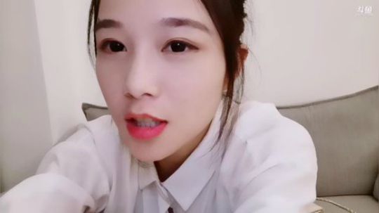 肖淑洁生命中的光和盐发布了一个斗鱼视频2019-10-22