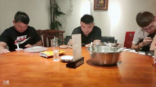 哆啦爱梦梦发布了一个斗鱼视频2019-10-23