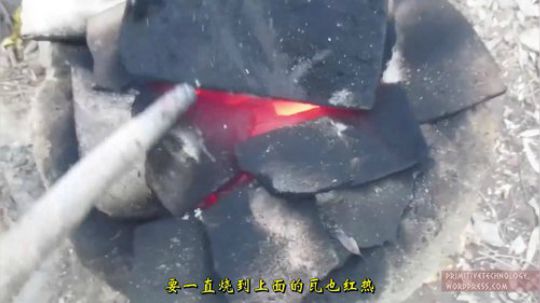 【原始技术合集】澳洲小哥徒手建造  9、烧窑造瓦盖新房