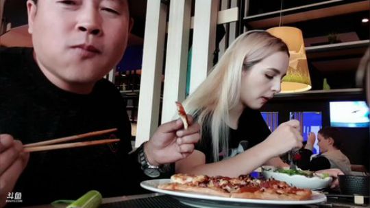 户外期待下一秒的惊喜。 2019-10-24 16点场