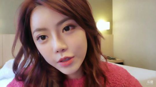 菜菜的瓜皮帽发布了一个斗鱼视频2019-10-25