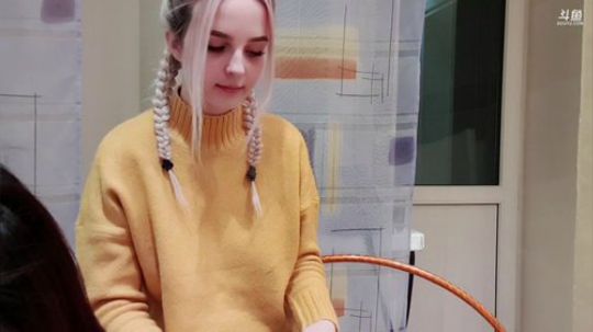 新美女来家做客，美女多多嗨翻天。 2019-10-26 00点场