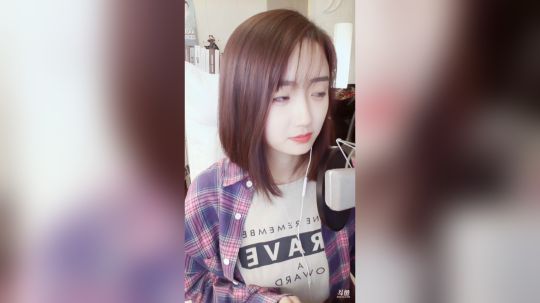 登月团丶离去发布了一个斗鱼视频2019-10-26