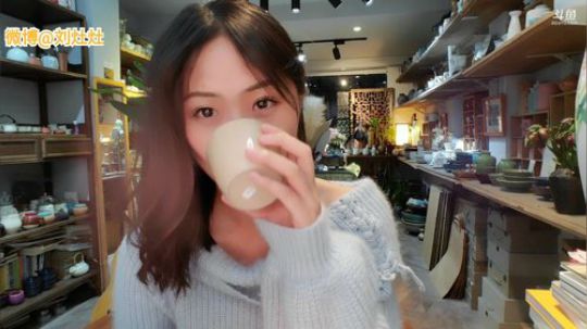 HHHISHHH发布了一个斗鱼视频2019-10-26