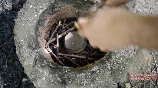 【原始技术合集】澳洲小哥徒手建造   29、简化版鼓风机和熔